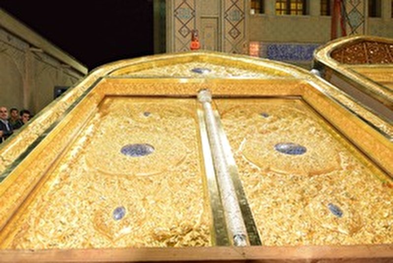 Construction, transfer and installation of new doors of the holy shrine of Imam Javadin (piece be upon them)