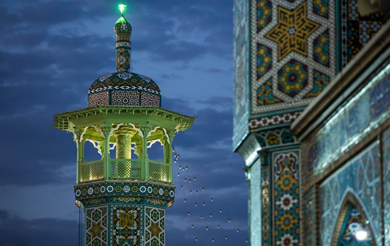 Beautiful minaret of Imam Hussein Shrine(PBUH)